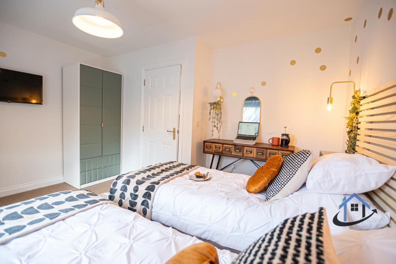 Ironside House, Thrapston King Or Twin Beds, Free Parking, Workspace, Corporates, Sleeps 8 Exteriör bild