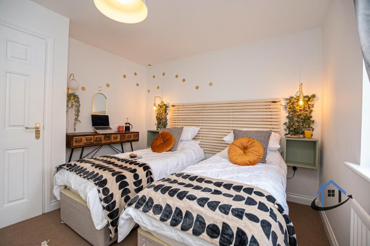 Ironside House, Thrapston King Or Twin Beds, Free Parking, Workspace, Corporates, Sleeps 8 Exteriör bild
