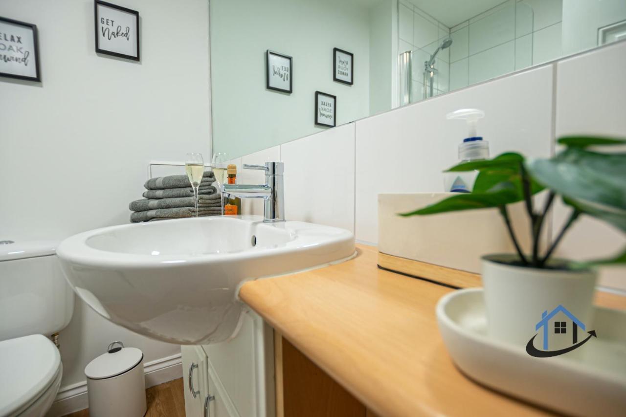 Ironside House, Thrapston King Or Twin Beds, Free Parking, Workspace, Corporates, Sleeps 8 Exteriör bild